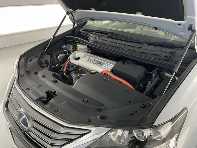 TOYOTA LEXUS HS250h 2015