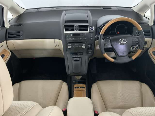 TOYOTA LEXUS HS250h 2015