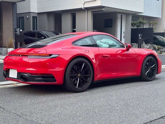 PORSCHE PORSCHE 911 2024