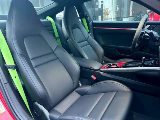 PORSCHE PORSCHE 911 2024