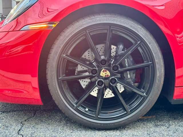 PORSCHE PORSCHE 911 2024