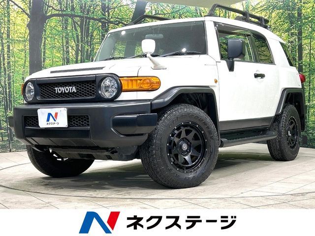 TOYOTA FJ CRUISER 4WD 2013