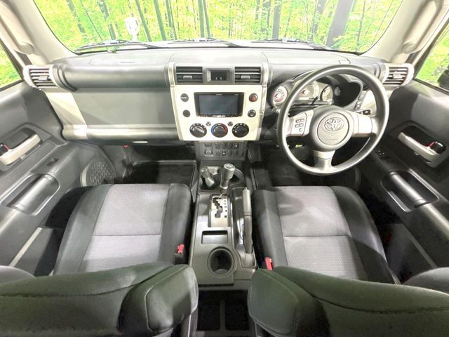 TOYOTA FJ CRUISER 4WD 2013