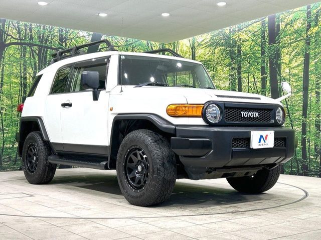 TOYOTA FJ CRUISER 4WD 2013