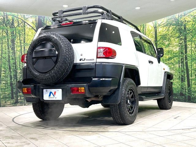TOYOTA FJ CRUISER 4WD 2013
