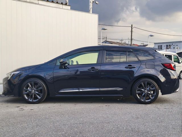 TOYOTA COROLLA TOURING HYBRID 2023