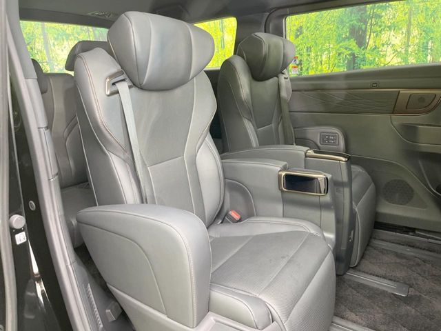 TOYOTA ALPHARD hybrid 2023