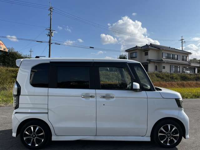 HONDA N BOX CUSTOM 2018