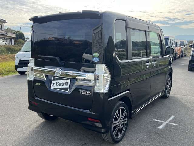 DAIHATSU TANTO CUSTOM 2015