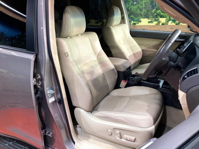 TOYOTA LANDCRUISER PRADO 2023