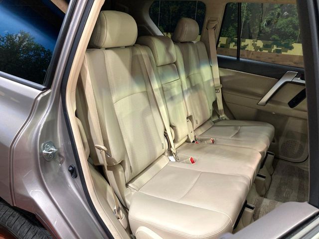 TOYOTA LANDCRUISER PRADO 2023