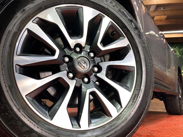 TOYOTA LANDCRUISER PRADO 2023