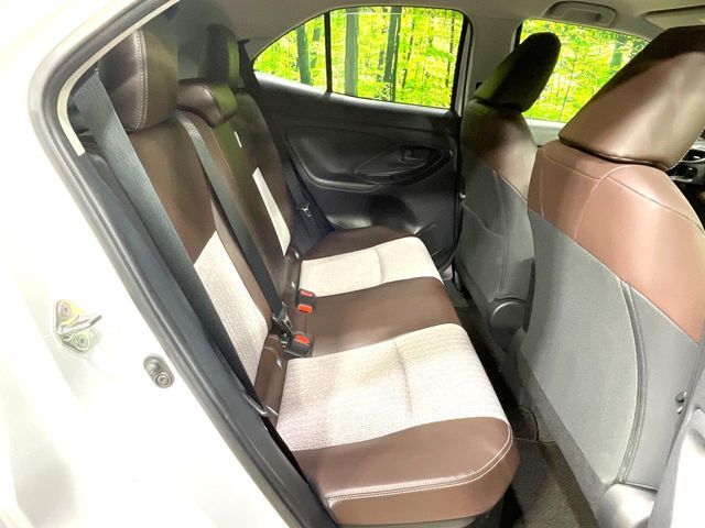 TOYOTA YARIS CROSS HYBRID 2023