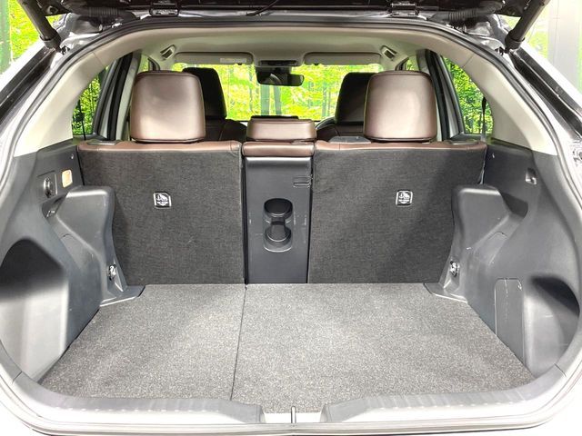 TOYOTA YARIS CROSS HYBRID 2023