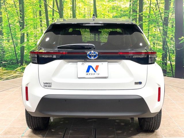 TOYOTA YARIS CROSS HYBRID 2023