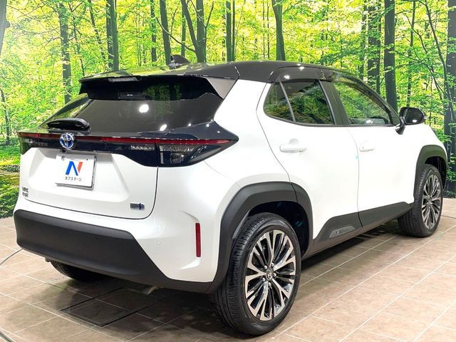 TOYOTA YARIS CROSS HYBRID 2023