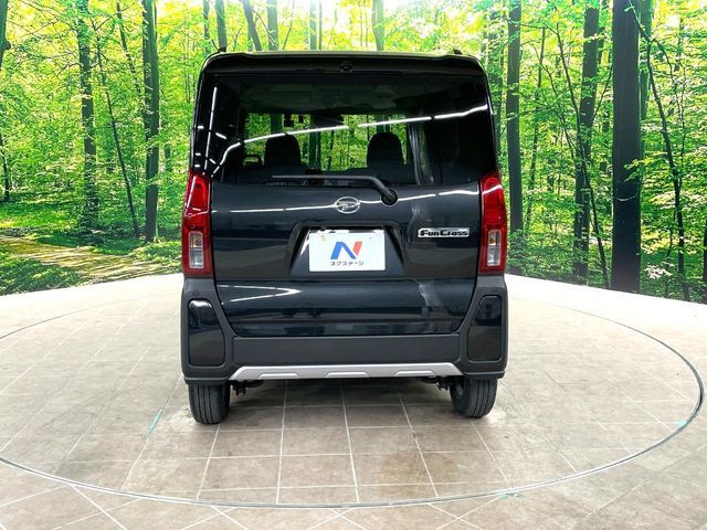 DAIHATSU TANTO FAN CROSS 2023