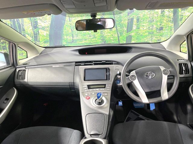 TOYOTA PRIUS 2014