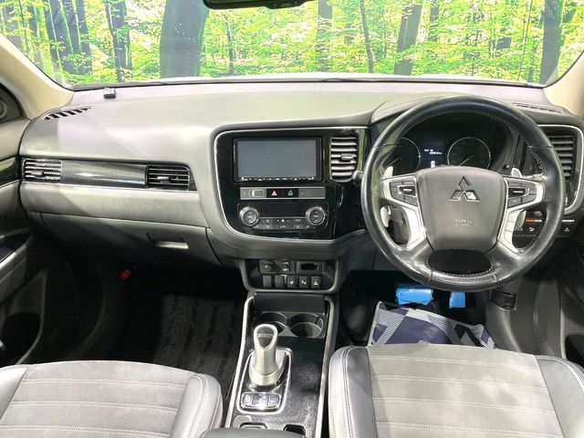 MITSUBISHI OUTLANDER PHEV 2018