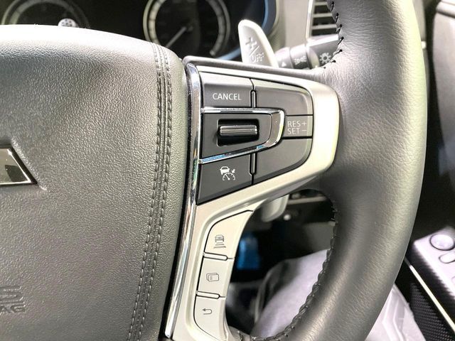 MITSUBISHI DELICA D:5 4WD 2024