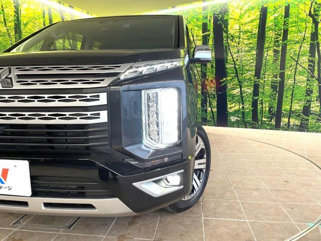 MITSUBISHI DELICA D:5 4WD 2024