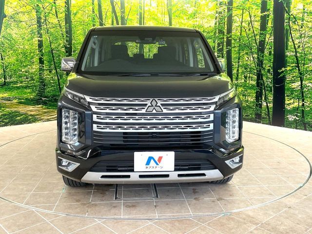 MITSUBISHI DELICA D:5 4WD 2024