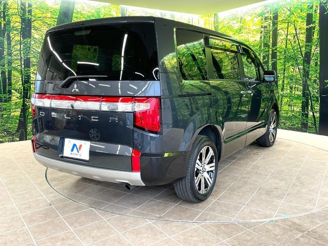 MITSUBISHI DELICA D:5 4WD 2024