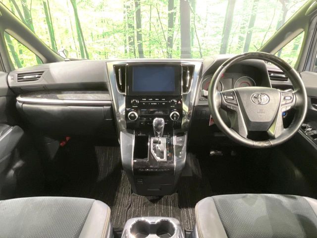TOYOTA ALPHARD 2020