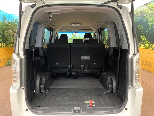 HONDA STEPWAGON SPADA 2013