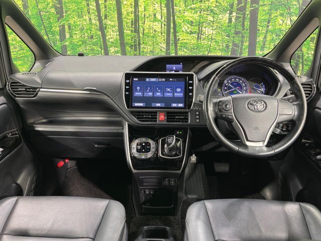 TOYOTA ESQUIRE HYBRID 2018