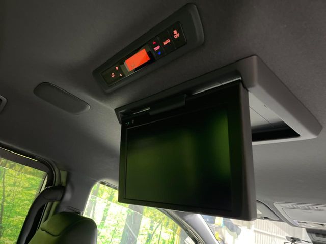 TOYOTA ESQUIRE HYBRID 2018