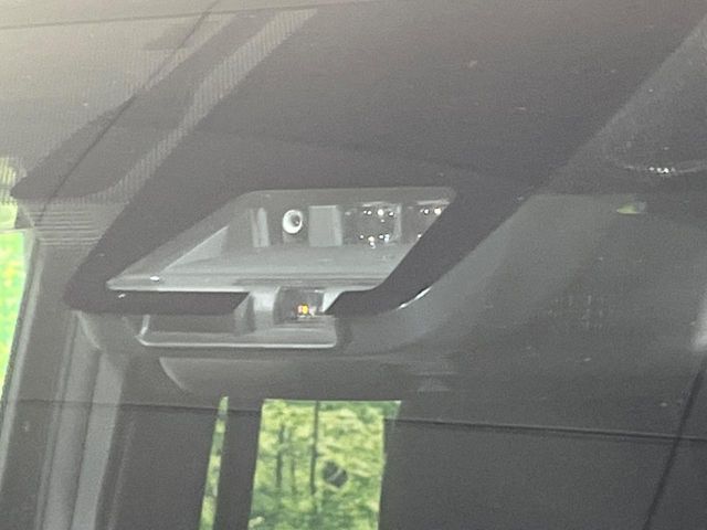 TOYOTA ESQUIRE HYBRID 2018