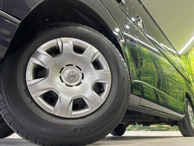 TOYOTA HIACE van 2WD 2019