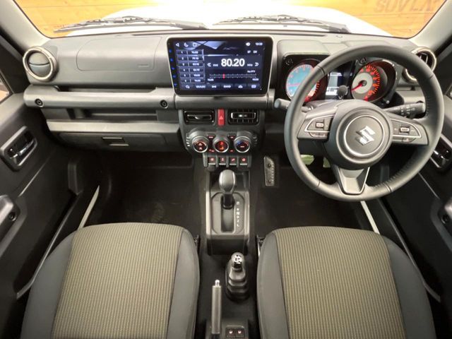 SUZUKI JIMNY NOMADE 2025