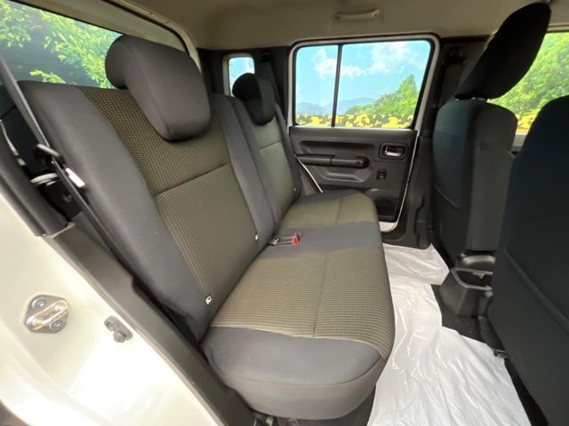 SUZUKI JIMNY NOMADE 2025