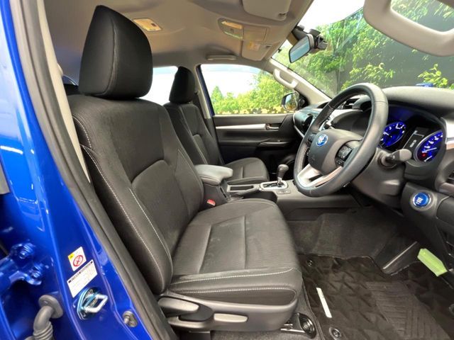 TOYOTA HILUX 4WD 2019