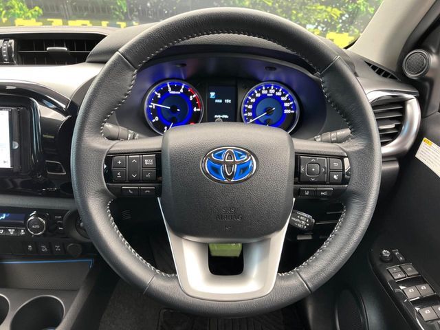 TOYOTA HILUX 4WD 2019