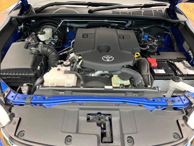 TOYOTA HILUX 4WD 2019