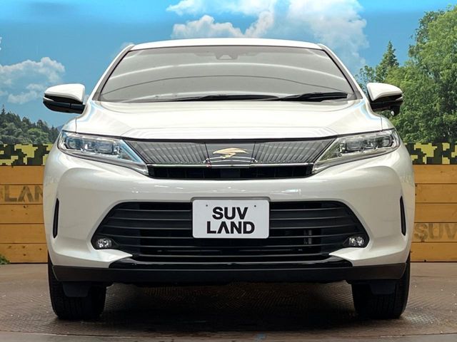 TOYOTA HARRIER 2WD 2019