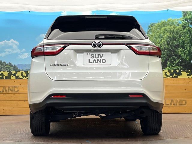 TOYOTA HARRIER 2WD 2019