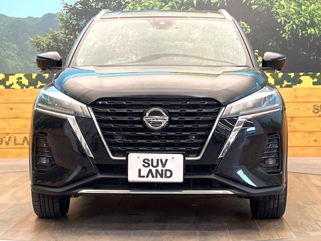 NISSAN KICKS 2022