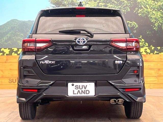 TOYOTA RAIZE HYBRID 2022