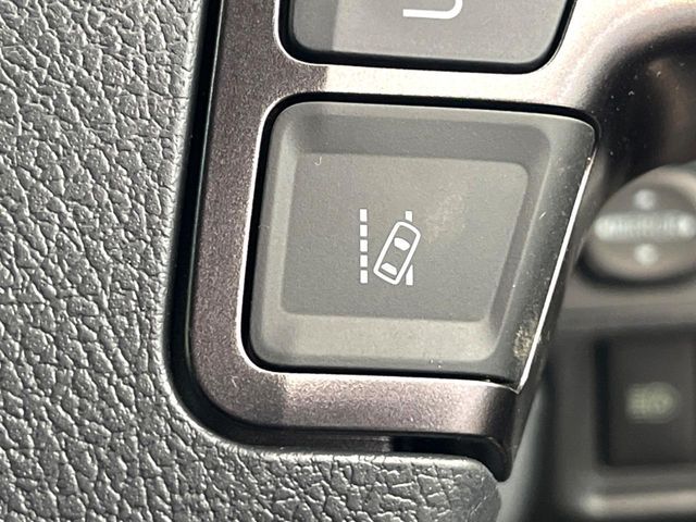 TOYOTA HIACE van 2WD 2025