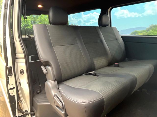 TOYOTA HIACE van 2WD 2025