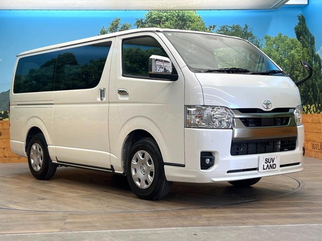 TOYOTA HIACE van 2WD 2025