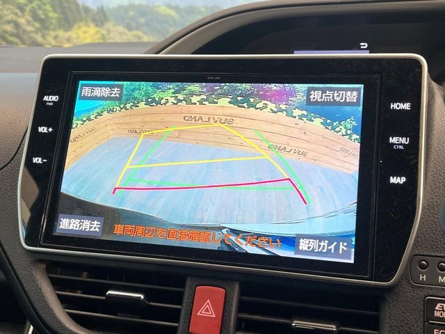 TOYOTA VOXY HYBRID 2021