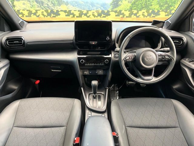 TOYOTA YARIS CROSS HYBRID 2024