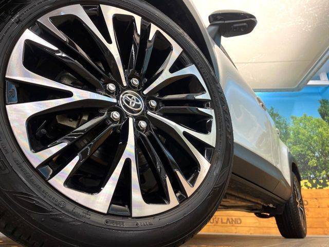 TOYOTA YARIS CROSS HYBRID 2024