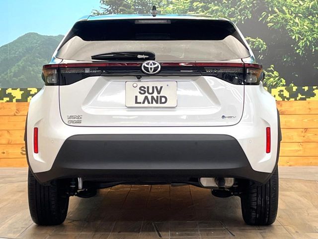 TOYOTA YARIS CROSS HYBRID 2024