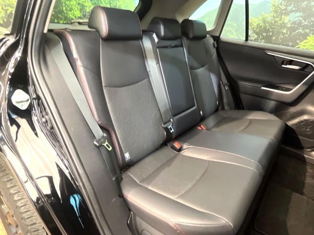 TOYOTA RAV4 HYBRID 4WD 2023